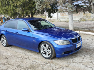 BMW 3 Series foto 2