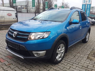 Dacia Sandero foto 1