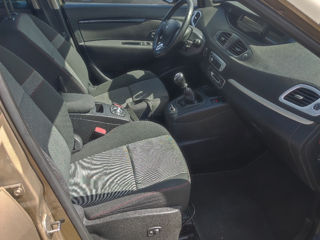 Renault Grand Scenic foto 6