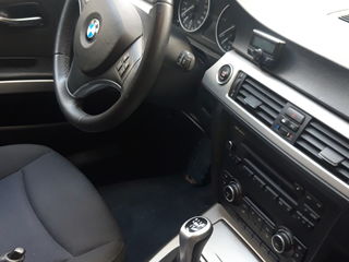 Bmw 320d foto 3