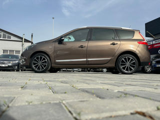 Renault Grand Scenic foto 8