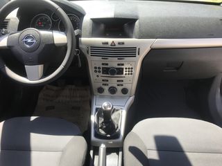 Opel Astra foto 8