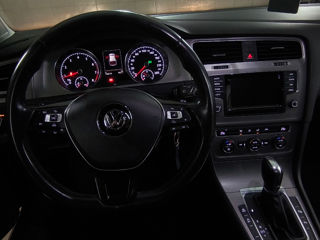 Volkswagen Golf foto 8