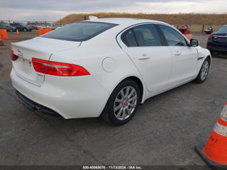 Jaguar XE foto 7