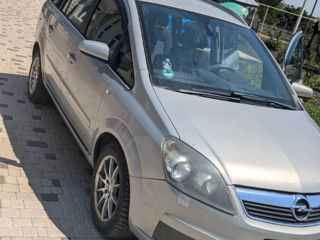 Opel Zafira foto 3