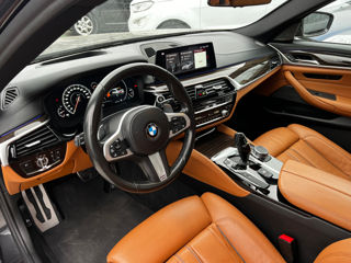 BMW 5 Series foto 7