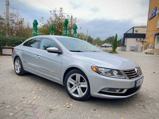 Volkswagen Passat CC foto 2