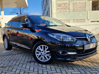 Renault Megane foto 2