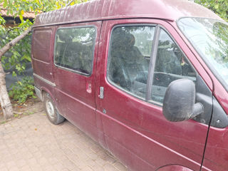 Ford Transit foto 2