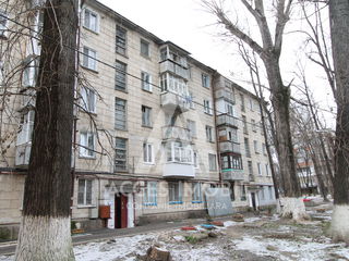 Apartament 3 odăi, Buiucani, str. Ion Creangă, 67 m2, seria Hrușciovka! foto 1