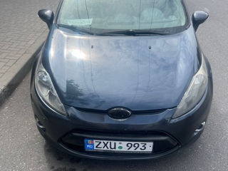 Ford Fiesta foto 3