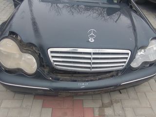 Piese Mercedes C Klas foto 2