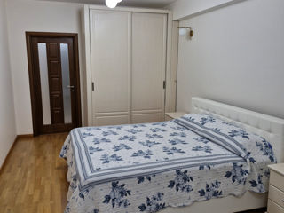 Apartament cu 1 cameră, 55 m², Poșta Veche, Chișinău foto 3