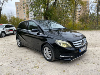 Mercedes B-Class foto 3