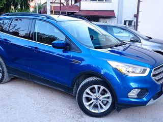 Ford Kuga foto 4