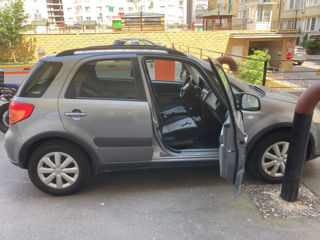 Suzuki SX4 foto 5