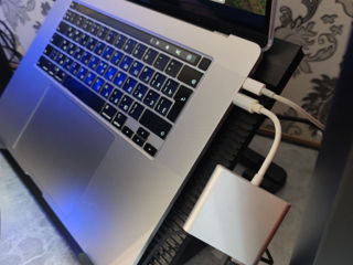 MacBook Pro 16 Retina 2019 Core i7 9750H/16Gb DDR4/512Gb SSD/4Gb Radeon Pro 5300M/16" 1 foto 2