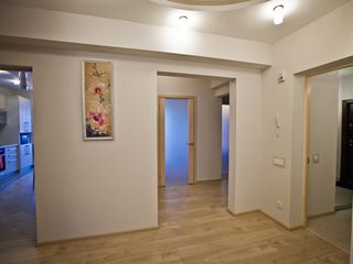 3 camere Anestiade 6  Centru UNIK foto 5