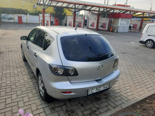 Mazda 3 foto 2