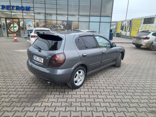 Nissan Almera foto 7