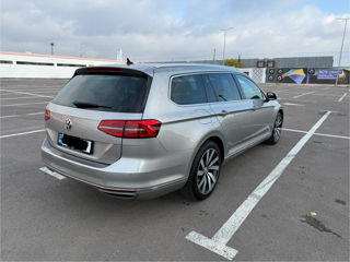 Volkswagen Passat foto 3