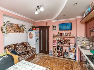 Apartament cu 1 cameră, 39 m², Poșta Veche, Chișinău foto 3