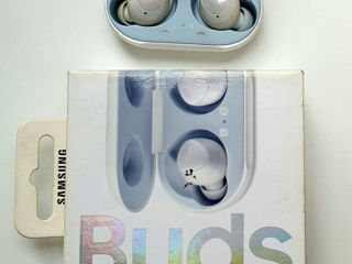 Samsung Buds