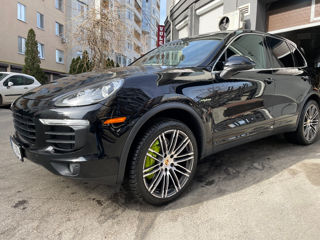 Porsche Cayenne foto 2