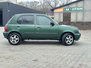 Nissan Micra foto 5