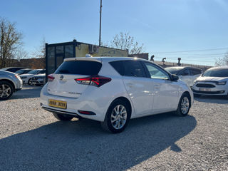 Toyota Auris foto 3