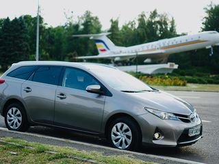 Toyota Auris 1.4 Diesel foto 7