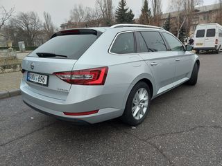 Skoda Superb фото 3