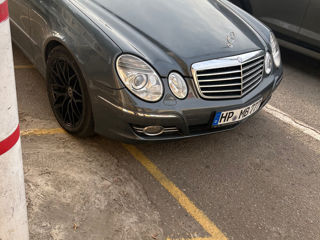 Mercedes E-Class foto 9