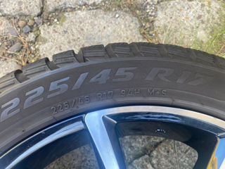 r 17 225/45 Pirelli foto 9