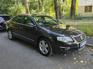 Volkswagen Passat foto 2