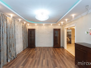 Apartament cu 3 camere, 125 m², Râșcani, Chișinău foto 17