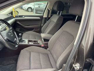 Volkswagen Passat foto 14