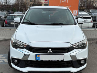 Mitsubishi Outlander foto 3