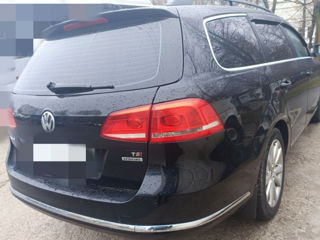 Volkswagen Passat foto 2