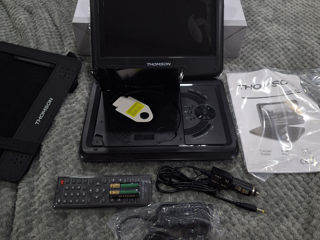 Dvd player portabil thomson foto 2