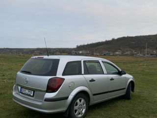 Opel Astra foto 3