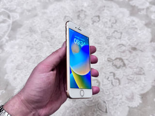 iPhone 8 64GB Gold foto 3