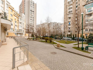 Apartament cu 2 camere, 79 m², Centru, Chișinău, Chișinău mun. foto 18
