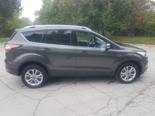 Ford Kuga foto 8