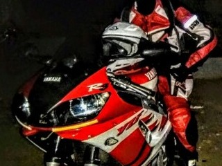 Yamaha YZF R6 foto 10