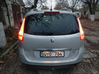 Renault Grand Scenic foto 6