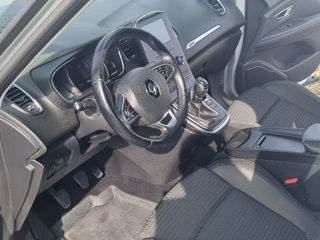 Renault Grand Scenic foto 9