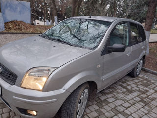 Ford Fusion foto 3