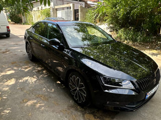 Skoda Superb foto 3