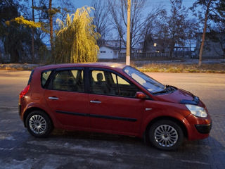 Renault Scenic foto 2